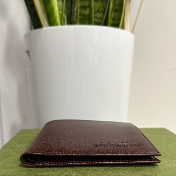 Givenchy Mens Bifold Wallet - Picture 7 of 13